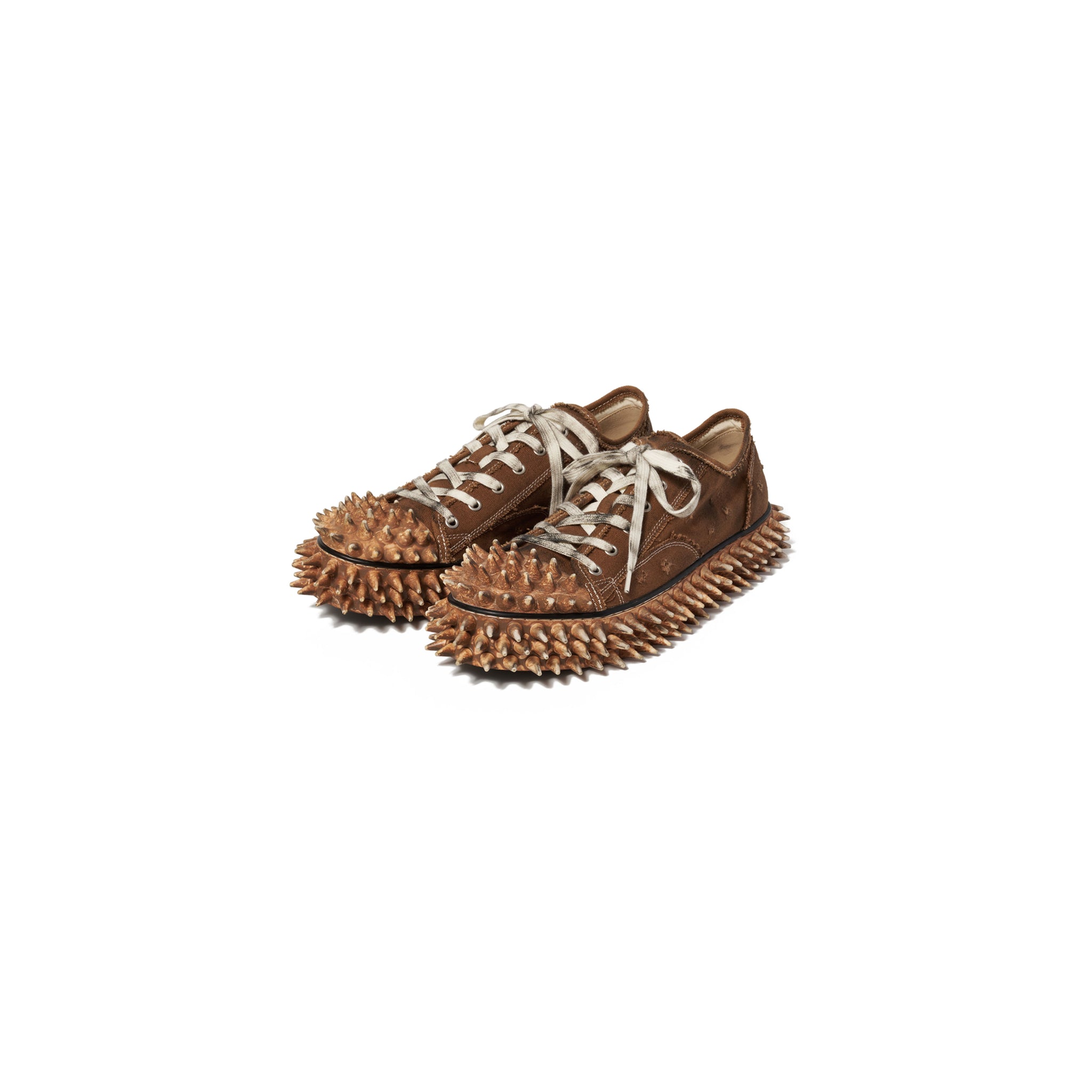 DIRTY SPIKE TOE CAP CANVAS SNEAKER – doublet
