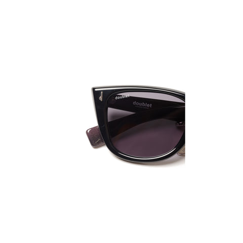 EYEWEAR