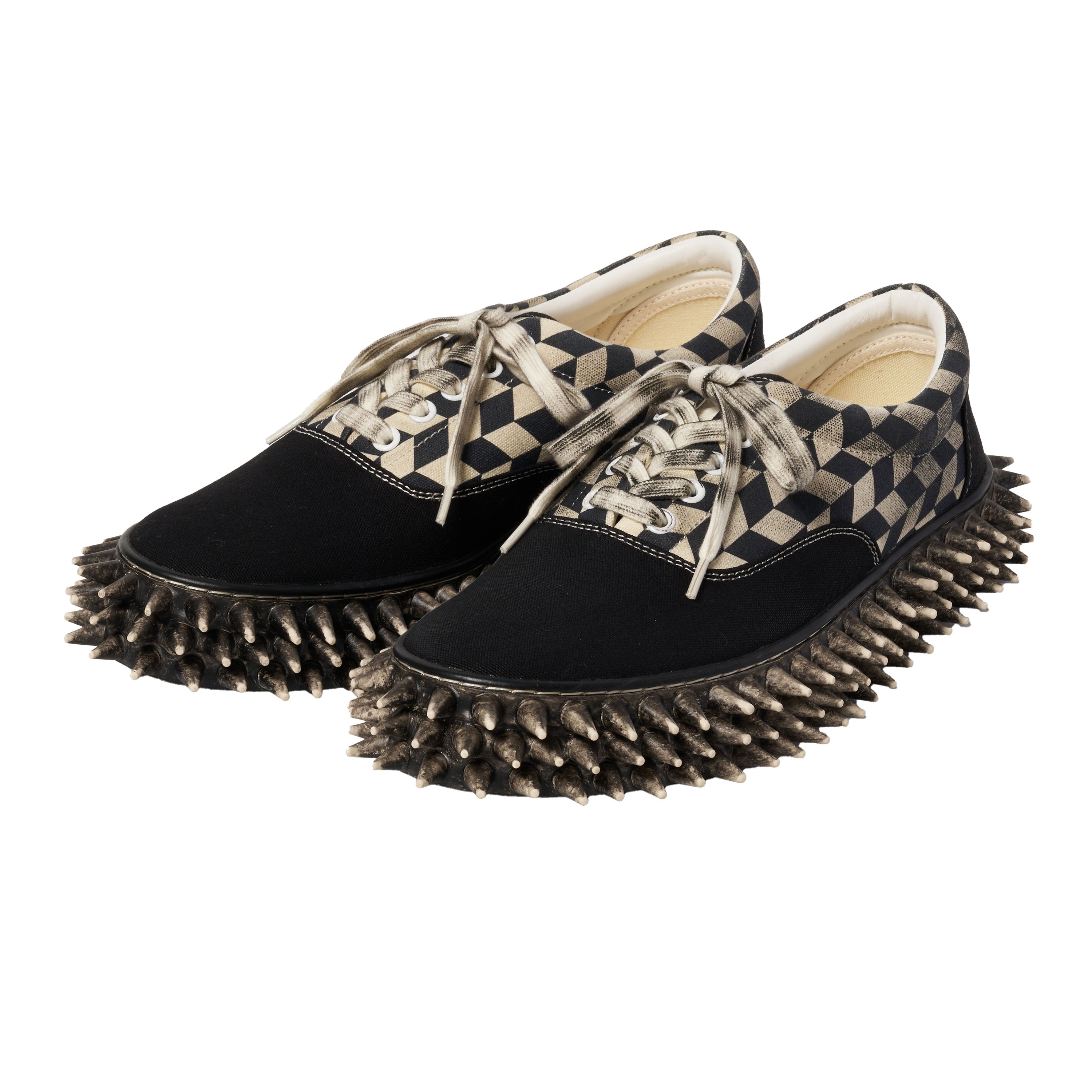 DIRTY SPIKE CANVAS SNEAKER – doublet